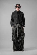 画像をギャラリービューアに読み込む, A.F ARTEFACT PARACHUTE WIDE CARGO PANTS / UNEVEN TEXTURE (BLACK)