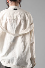 Load image into Gallery viewer, A.F ARTEFACT STAND COLLAR SHIRT / SOFT POPLIN (CREAM)
