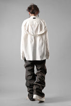 Load image into Gallery viewer, A.F ARTEFACT STAND COLLAR SHIRT / SOFT POPLIN (CREAM)