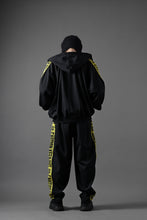 画像をギャラリービューアに読み込む, beauty : beast ”KEEP OUT” DOLMAN / HOODED TRACK JACKET (BLACK x YELLOW)