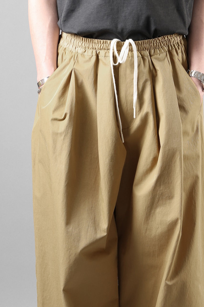 画像をギャラリービューアに読み込む, F/CE. TECH KERSEY WIDE DRAPE TROUSER (BEIGE)