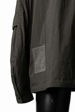 Load image into Gallery viewer, Ten c LIGHT DOWN FIELD JACKET / GARMENT DYED NYLON TACTEL (DARK GREEN)