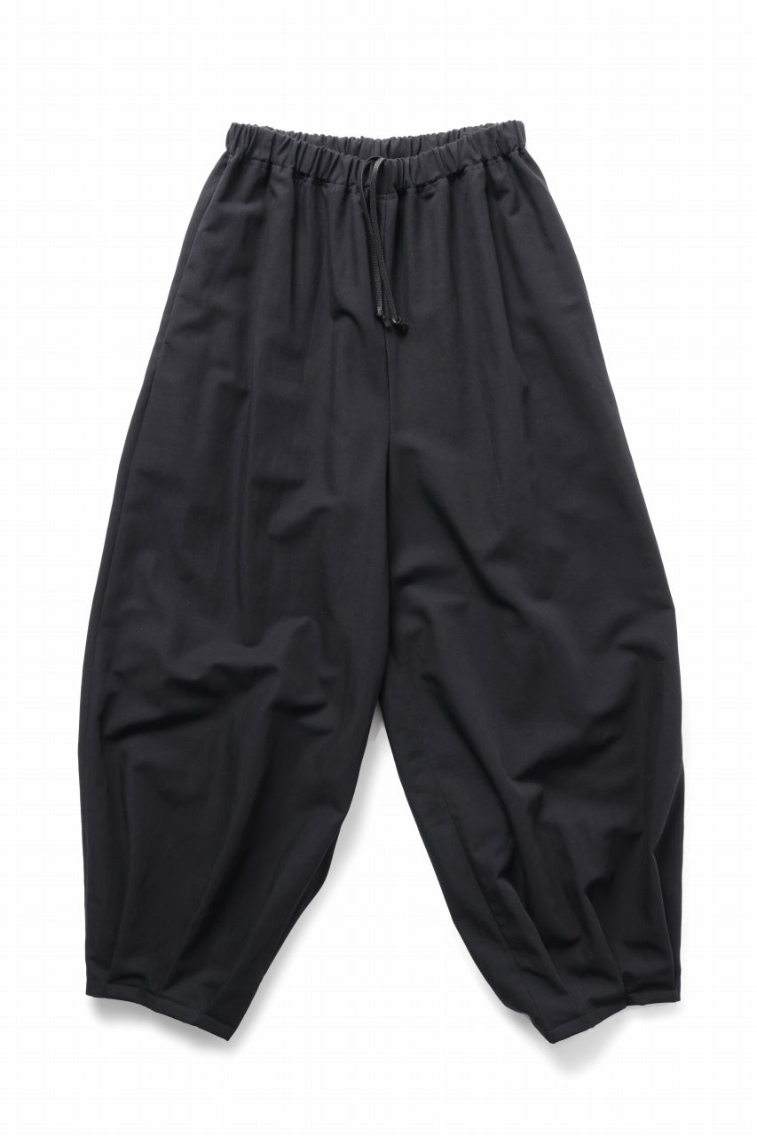 kujaku hem tuck pants / P-366 (black)