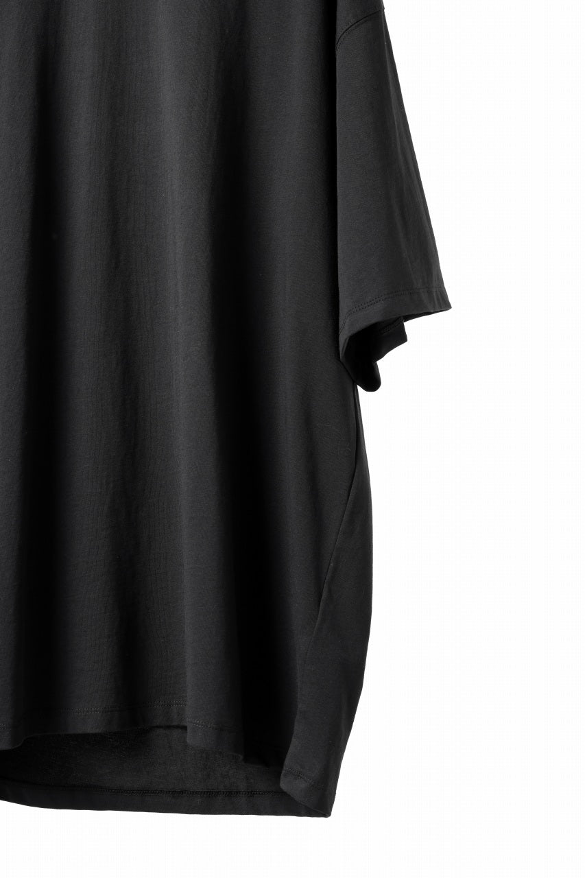 thom/krom OVERSIZED BACK SLASH EMBROIDERY SHORT SLEEVE TEE / COTTON JERSEY (BLACK)