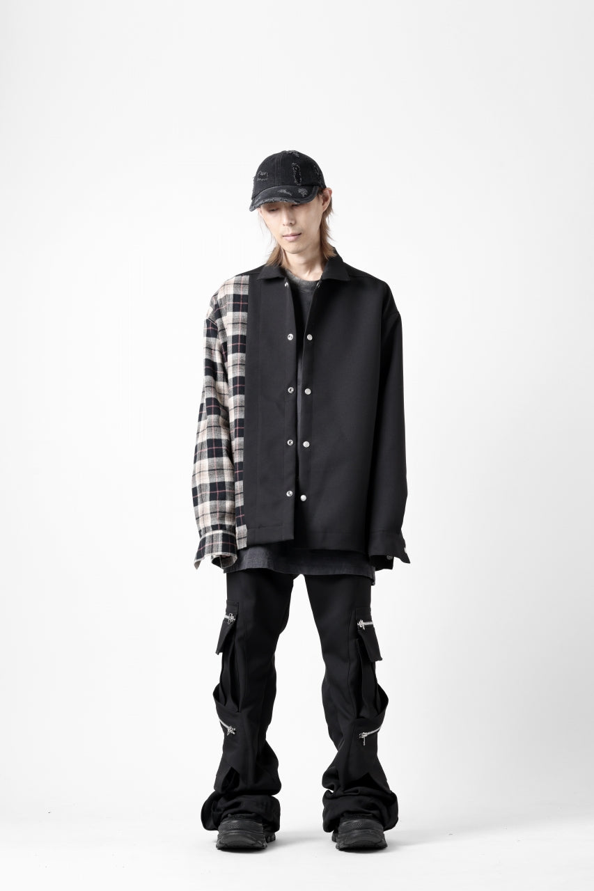 A.F ARTEFACT SNAPPED PANEL SWITCHING SHIRT (BLACK x KHAKI)