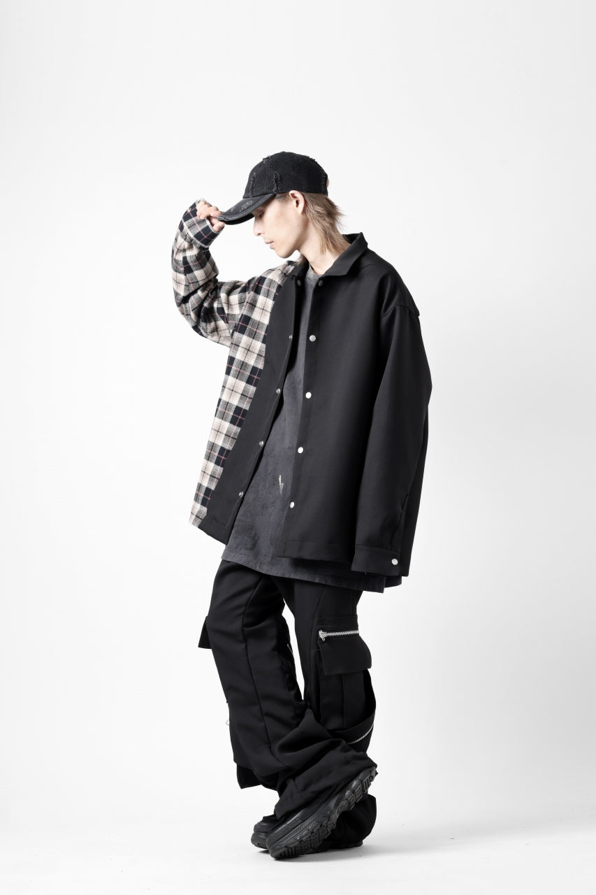 A.F ARTEFACT SNAPPED PANEL SWITCHING SHIRT (BLACK x KHAKI)