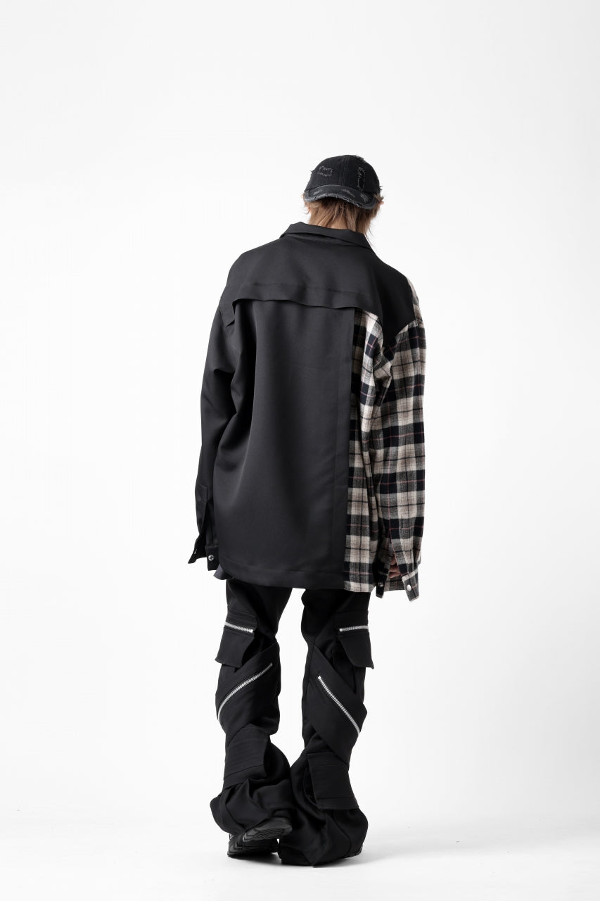 A.F ARTEFACT SNAPPED PANEL SWITCHING SHIRT (BLACK x KHAKI)