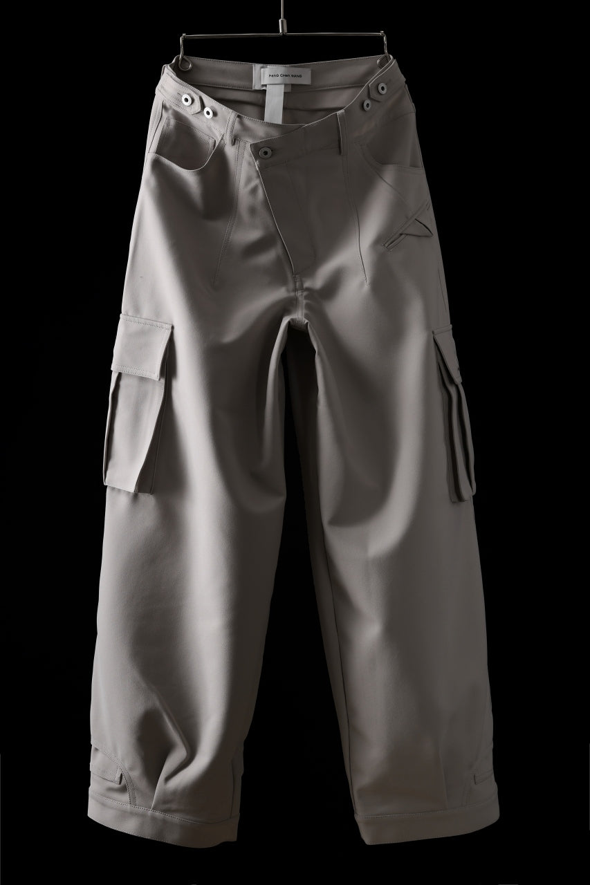 Load image into Gallery viewer, Feng Chen Wang TILTED WAISTBAND CARGO PANTS (GREY)