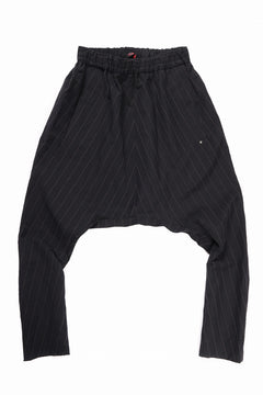 Load image into Gallery viewer, m.a+ 2 vertical pocket elastic waist sarrouel / PU521 LCST(BLACK STRIPE)