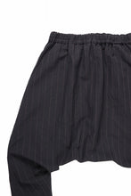 Load image into Gallery viewer, m.a+ 2 vertical pocket elastic waist sarrouel / PU521 LCST(BLACK STRIPE)