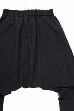 Load image into Gallery viewer, m.a+ 2 vertical pocket elastic waist sarrouel / PU521 LCST(BLACK STRIPE)
