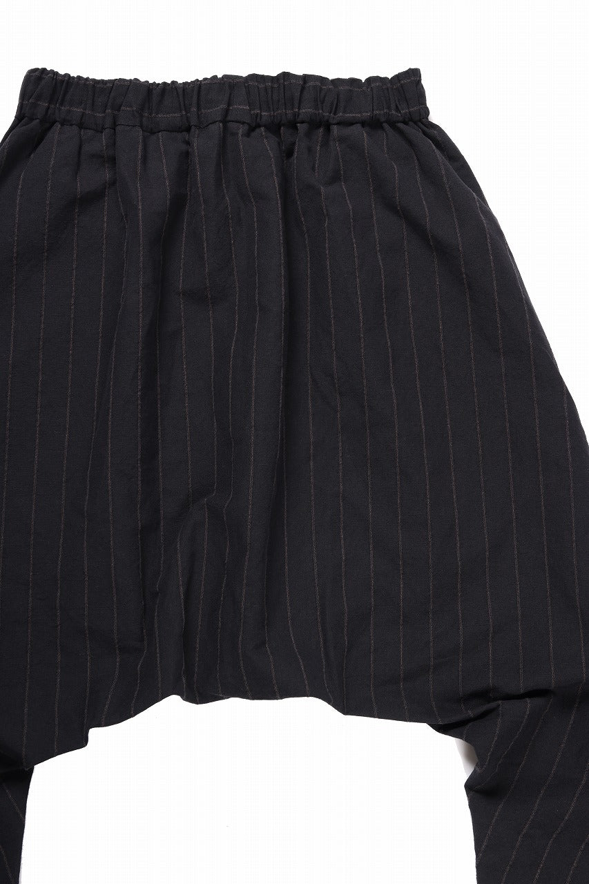 Load image into Gallery viewer, m.a+ 2 vertical pocket elastic waist sarrouel / PU521 LCST(BLACK STRIPE)