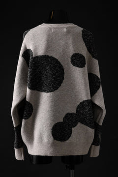 画像をギャラリービューアに読み込む, A.F ARTEFACT POLKA PATTERN KNIT TOPS (BEIGE x GREY)