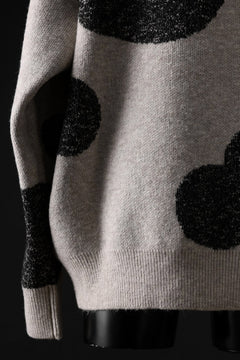 画像をギャラリービューアに読み込む, A.F ARTEFACT POLKA PATTERN KNIT TOPS (BEIGE x GREY)