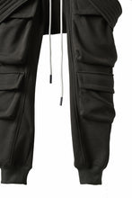 Load image into Gallery viewer, A.F ARTEFACT BOMBER HEAT BELTED SARROUEL CARGO PANTS (BLACK)