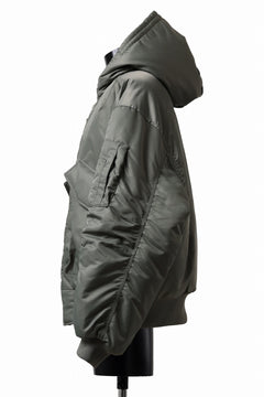 entire studios XB-70 BOMBER PADDED JACKET (SWAMP)の商品ページ