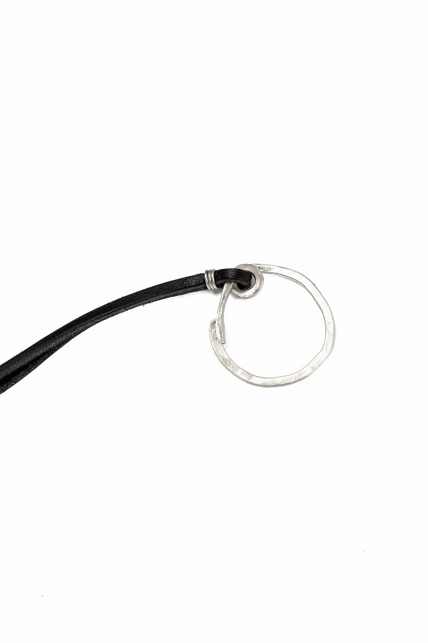 Load image into Gallery viewer, m.a+ silver / leather key holder / A-KH1 GR 3,0 (BLACK)
