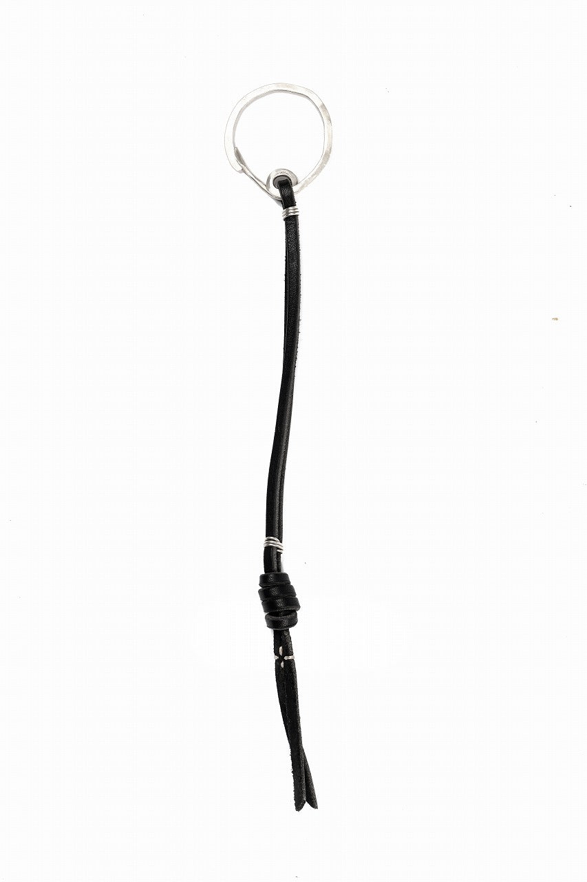 Load image into Gallery viewer, m.a+ silver / leather key holder / A-KH1 GR 3,0 (BLACK)