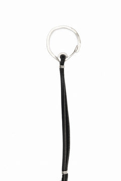 Load image into Gallery viewer, m.a+ silver / leather key holder / A-KH1 GR 3,0 (BLACK)