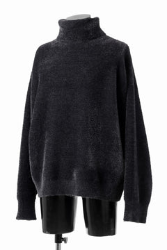 Load image into Gallery viewer, th products Mole Turtle Knit / feather mogol shaggy knit (black)