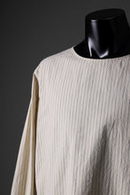 Load image into Gallery viewer, sus-sous sleeping shirts / F-0111 furuhashi / buff cloth (ECRU STRIPE)