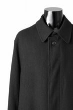 Load image into Gallery viewer, Y&#39;s for men  SOUTIEN COLLAR COAT / SMOOTH FLANNEL (BLACK)