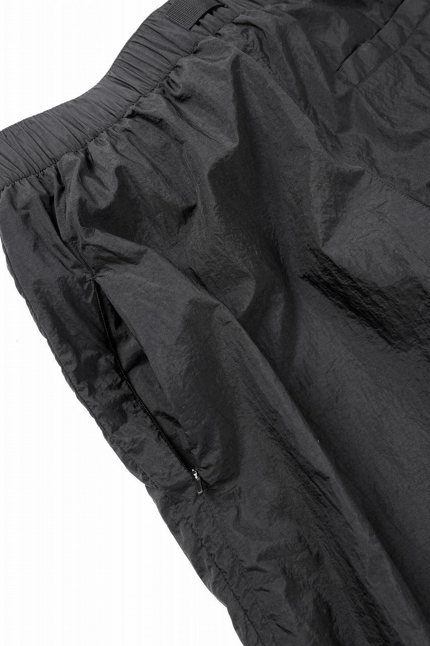 Y-3 Yohji Yamamoto 3 STRIPES LIGHT SHELL TRACK PANTS (BLACK)