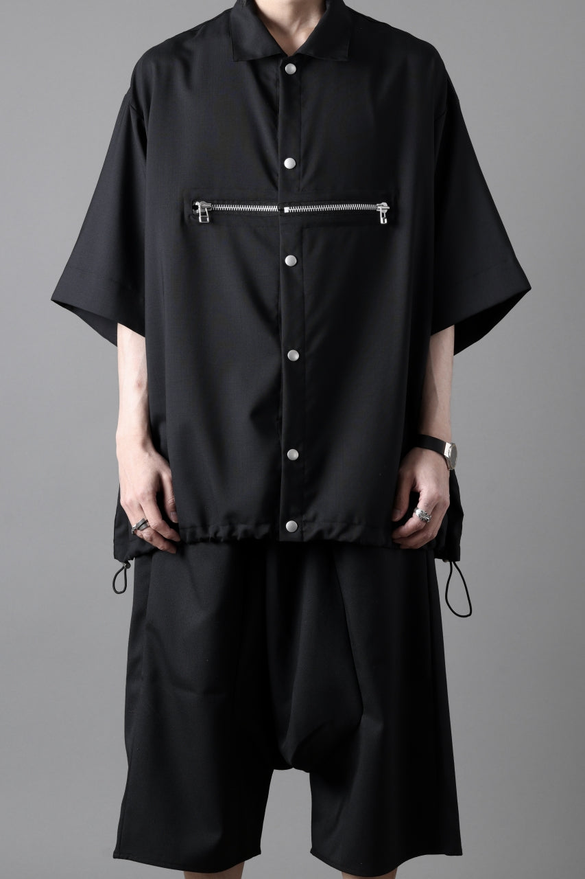 A.F ARTEFACT FRONT ZIP SQUEEZING SHIRT / TROPICAL WOOL (BLACK)