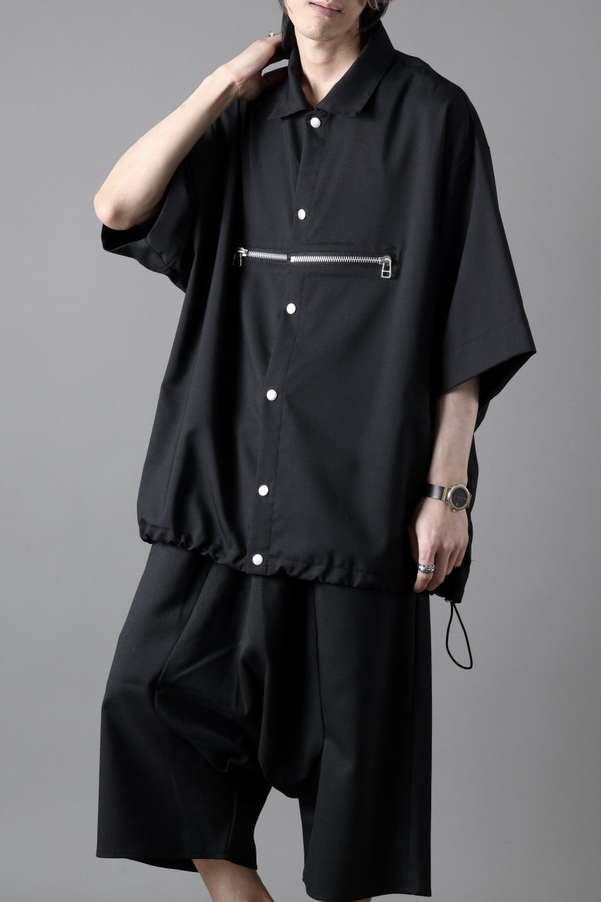 A.F ARTEFACT FRONT ZIP SQUEEZING SHIRT / TROPICAL WOOL (BLACK)