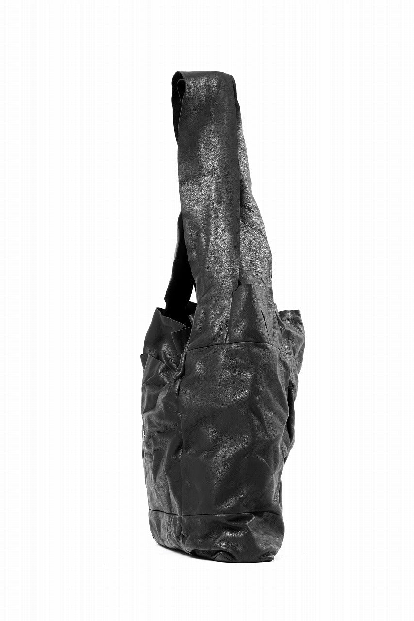 Load image into Gallery viewer, m.a+ medium tote bag / BT231 SY1.0 (BLACK)