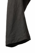 画像をギャラリービューアに読み込む, YUTA MATSUOKA three dimensional trousers / linen cotton canvas (brown)