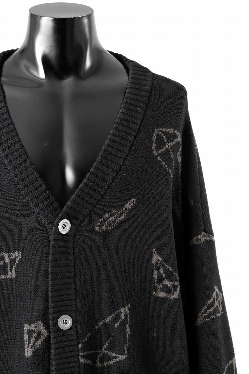 Load image into Gallery viewer, A.F ARTEFACT PYRA PATTERN COTTON KNIT CARDIGAN (BLACK x BROWN)