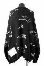 Load image into Gallery viewer, A.F ARTEFACT PYRA PATTERN COTTON KNIT CARDIGAN (BLACK x IVORY)