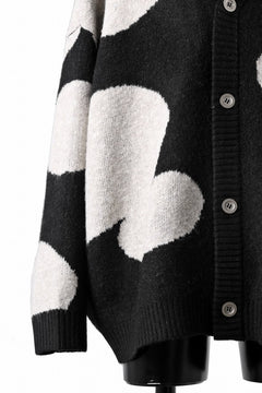 画像をギャラリービューアに読み込む, A.F ARTEFACT POLKA PATTERN BLEND KNIT CARDIGAN (BLACK x BEIGE)