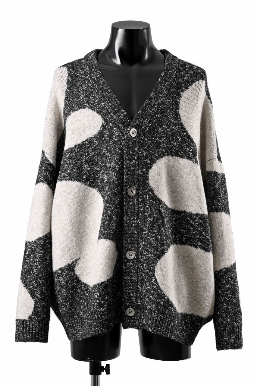 A.F ARTEFACT POLKA PATTERN BLEND KNIT CARDIGAN (GREY x BEIGE)