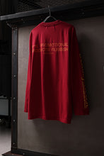 Load image into Gallery viewer, beauty : beast x 20471120 COLLABORATION L/S TEE _3 (RED x YELLOW)