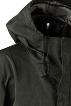 Load image into Gallery viewer, Ten c CYCLONE PARKA / GARMENT DYED OJJ (DARK GREEN)