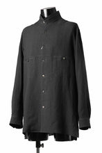 Load image into Gallery viewer, Y&#39;s for men STAND COLLAR SHIRT WITH WHITE STITCH / 60 LINEN LAWN (BLACK)