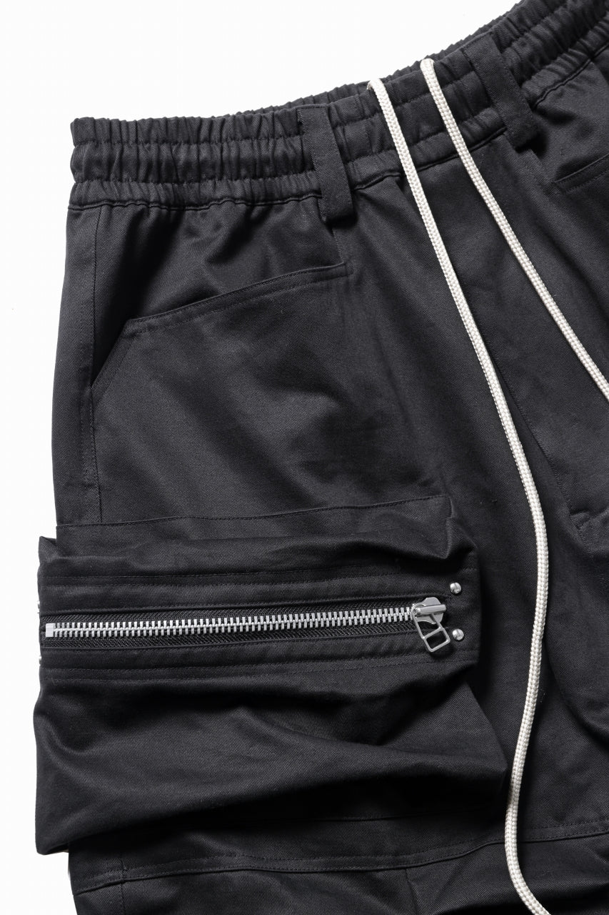 Load image into Gallery viewer, A.F ARTEFACT MONSTER TUCKE SHORTS / SOFT CHINO CLOTH (BLACK)