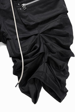Load image into Gallery viewer, A.F ARTEFACT MONSTER TUCKE SHORTS / SOFT CHINO CLOTH (BLACK)