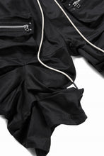 Load image into Gallery viewer, A.F ARTEFACT MONSTER TUCKE SHORTS / SOFT CHINO CLOTH (BLACK)