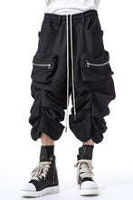 Load image into Gallery viewer, A.F ARTEFACT MONSTER TUCKE SHORTS / SOFT CHINO CLOTH (BLACK)