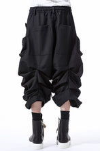 Load image into Gallery viewer, A.F ARTEFACT MONSTER TUCKE SHORTS / SOFT CHINO CLOTH (BLACK)