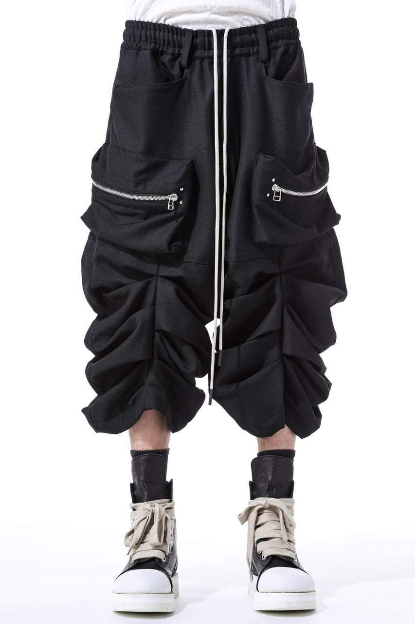 Load image into Gallery viewer, A.F ARTEFACT MONSTER TUCKE SHORTS / SOFT CHINO CLOTH (BLACK)