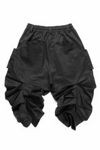 Load image into Gallery viewer, A.F ARTEFACT MONSTER TUCKE SHORTS / SOFT CHINO CLOTH (BLACK)