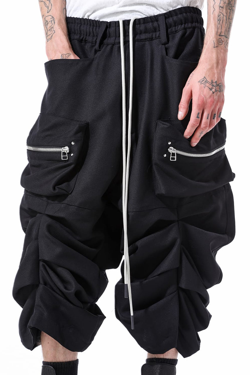 Load image into Gallery viewer, A.F ARTEFACT MONSTER TUCKE SHORTS / SOFT CHINO CLOTH (BLACK)
