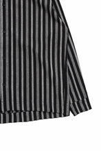 Load image into Gallery viewer, A.F ARTEFACT LOOSEY OVER SHIRT / HERRINGBONE LINEN STRIPE (BLACK×L.GREY)
