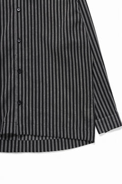 Load image into Gallery viewer, A.F ARTEFACT LOOSEY OVER SHIRT / LINEN STRIPE A (BLACK×L.GREY)