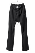 Load image into Gallery viewer, READYMADE FLARE SWEAT PANTS (BLACK)