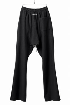 Load image into Gallery viewer, READYMADE FLARE SWEAT PANTS (BLACK)